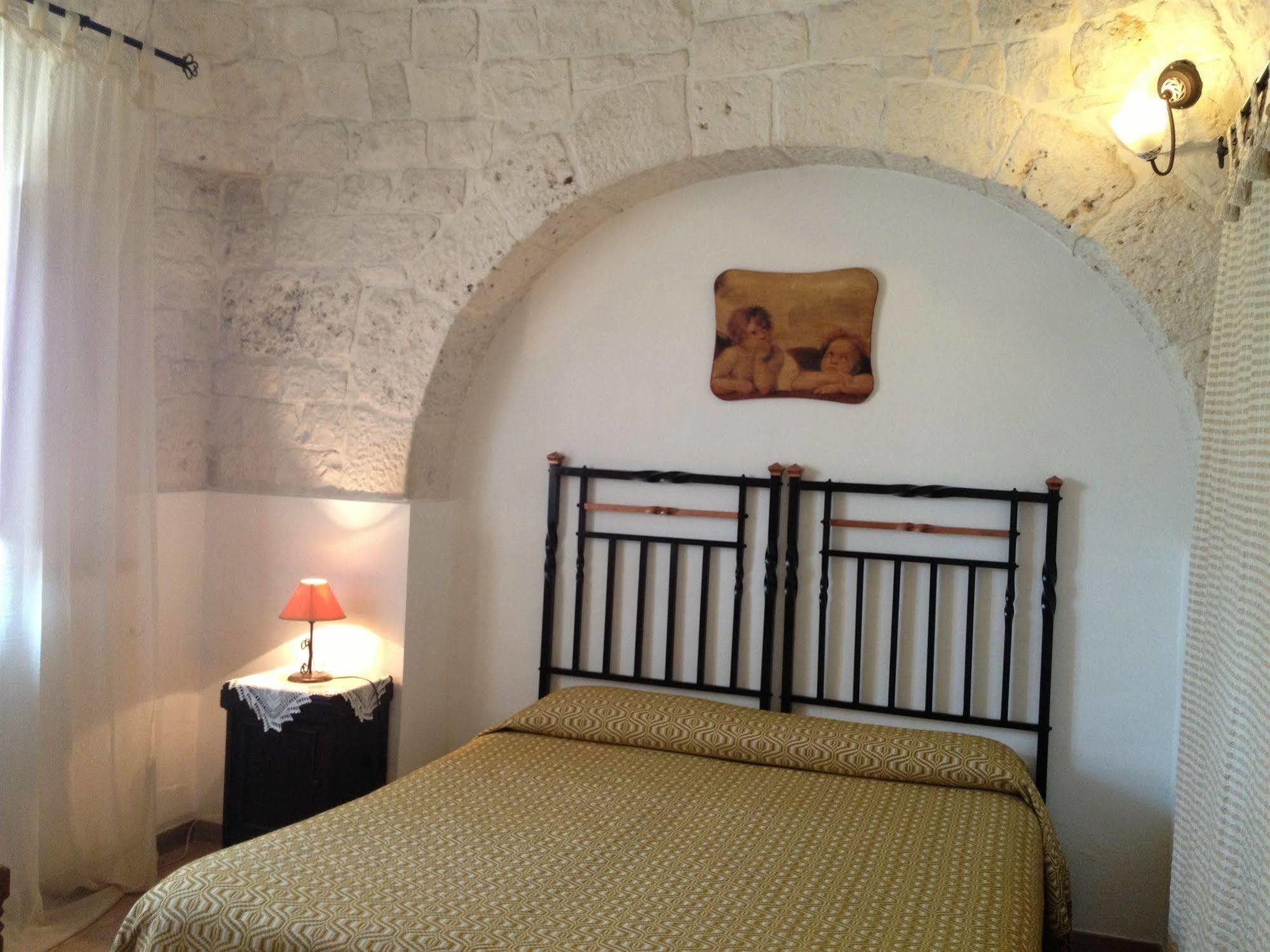 Trullicolarossa Villa Alberobello Exterior photo