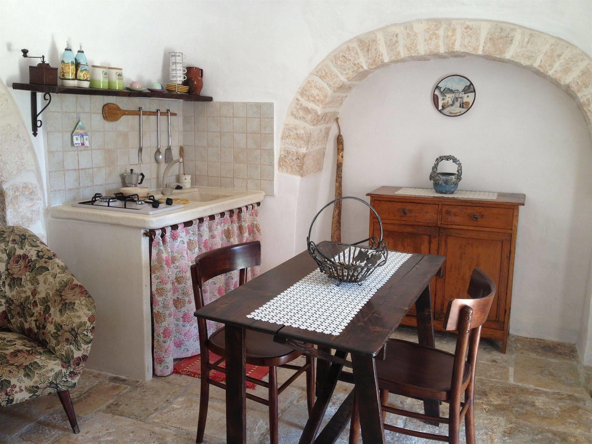 Trullicolarossa Villa Alberobello Exterior photo
